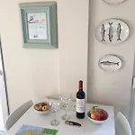 Casa Do Gato Que Queria Pescador Tatil Evi Peniche