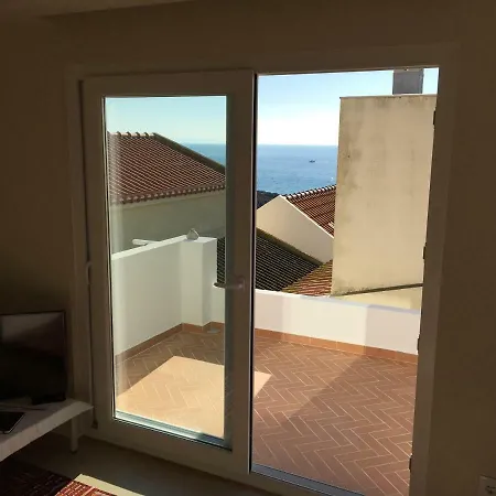 Casa Do Gato Que Queria Pescador Tatil Evi Peniche